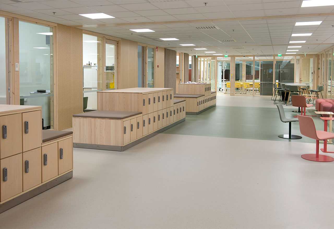 Corridor in Mansikkala school center